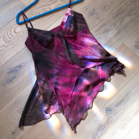 Joseph Ribkoff burgundy print camisole. Elegant and fluid. - Picture 1 of 12